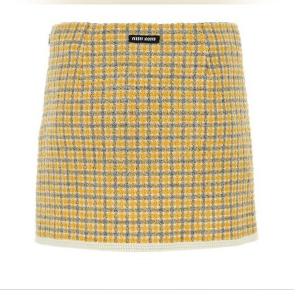 Women's Gonna - Picture 2 of 8